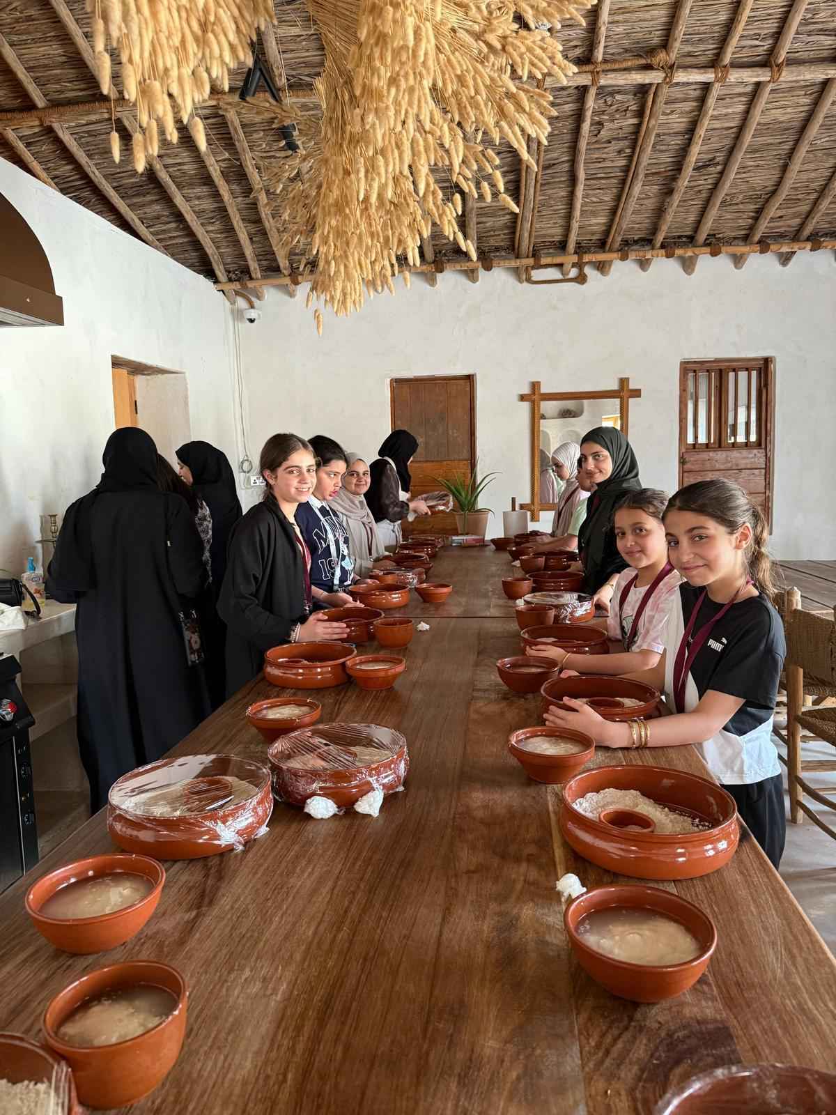 ورش للطهي والبخور وفن النباتات في »الدانة للفتيات«